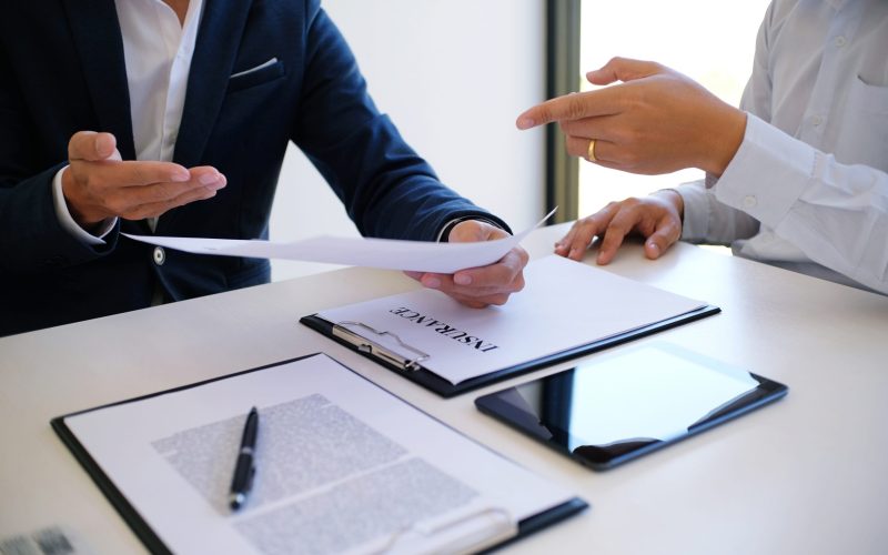 Sales,Manager,Giving,Advice,Application,Form,Document,,Considering,Mortgage,Loan